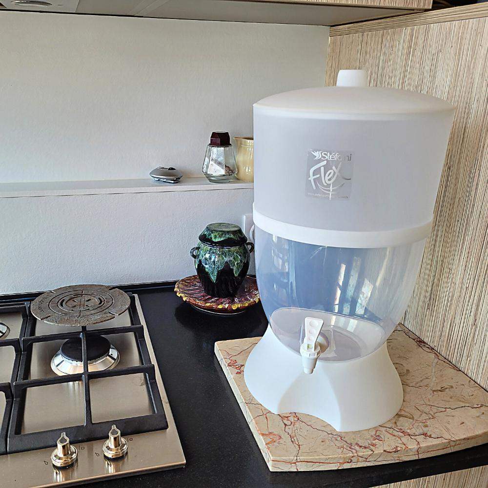 Fontaine 6 litres Flex avec filtre à eau Stefani - Fontaine backes